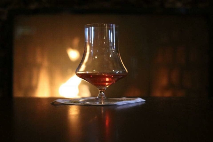 Bar photo 2